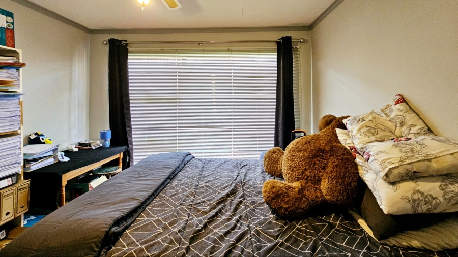 3 Bedroom Property for Sale in Langenhovenpark Free State